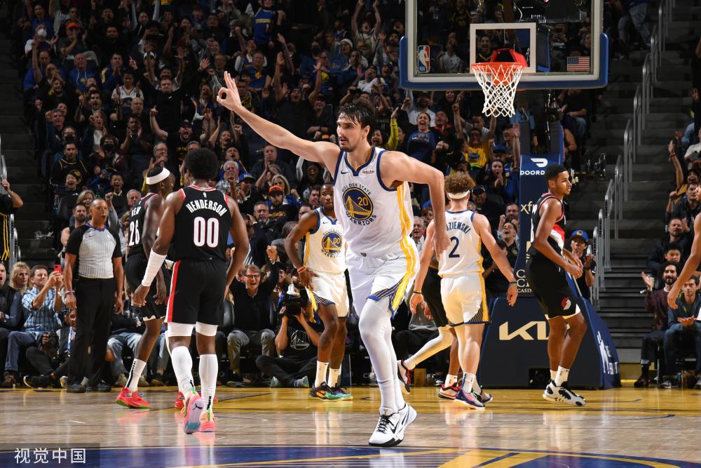 球队增添了 球队增添了